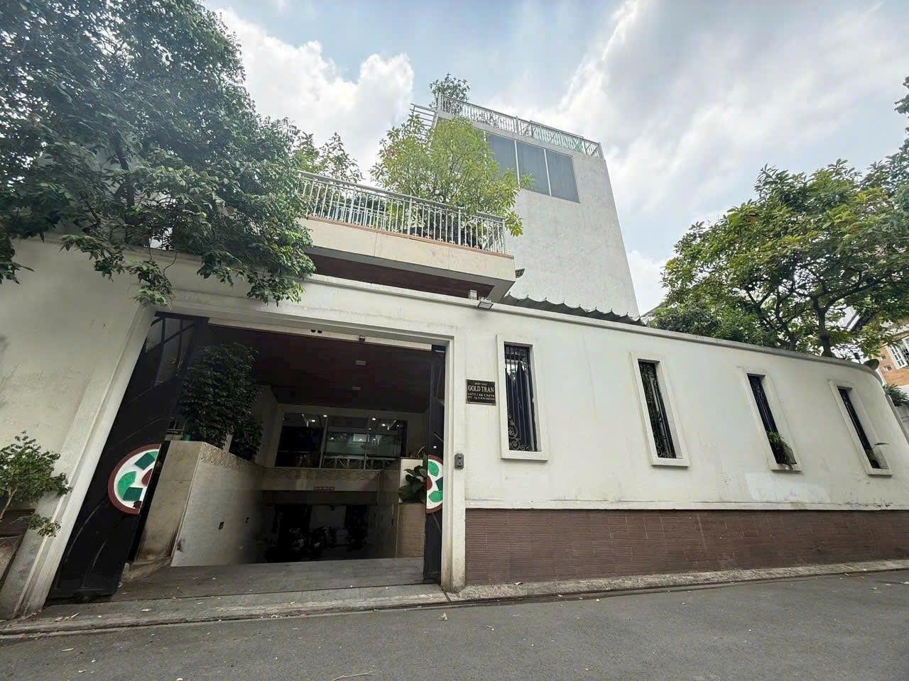 Cần cho thuê nhà sổ riêng tại Đường Cách Mạng Tháng Tám - 5 - Tân Bình, 430 m2, giá 70 triệu/tháng