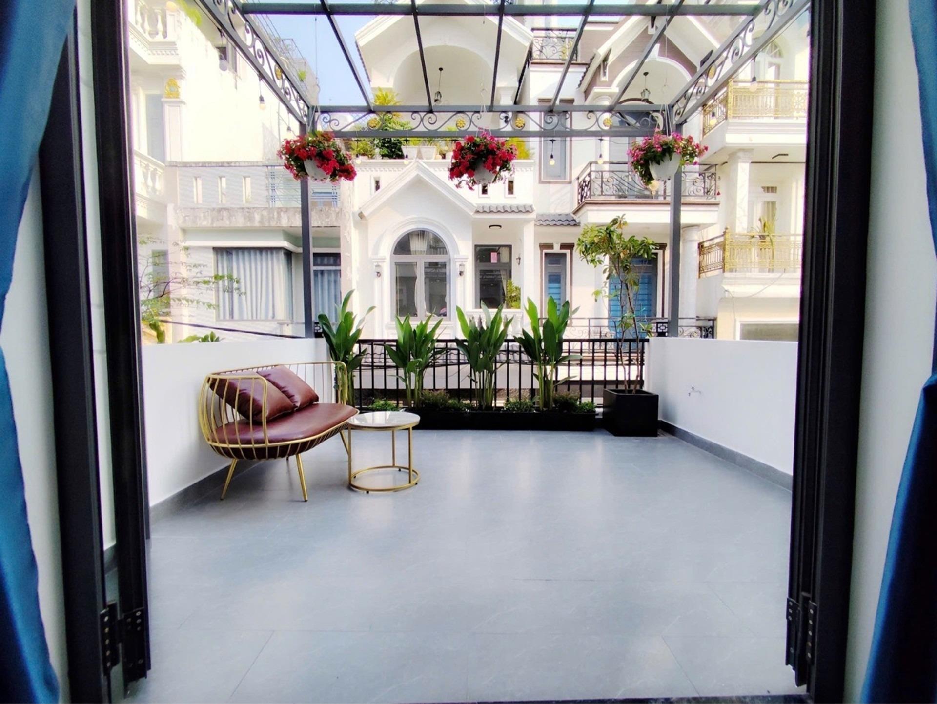Cần bán gấp nhà 80 m2 tại Đường Hương lộ 2 - Bình Trị Đông - Bình Tân, giá 7,85 tỷ