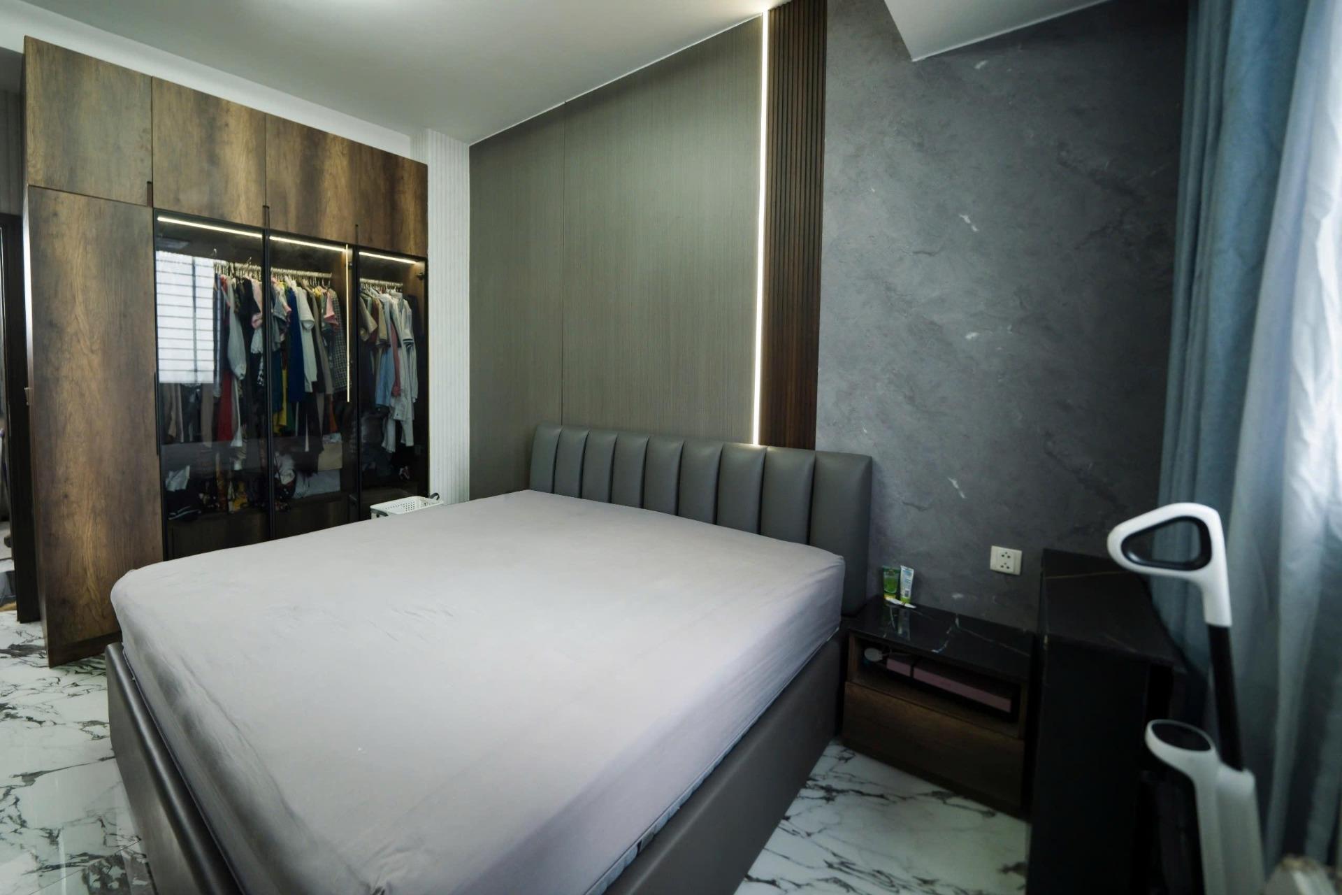 Chuyển nhượng căn hộ 135 m2, giá 12,5 triệu tại Đường Đại Lộ Đông Tây - Quận 2 - TP Hồ Chí Minh