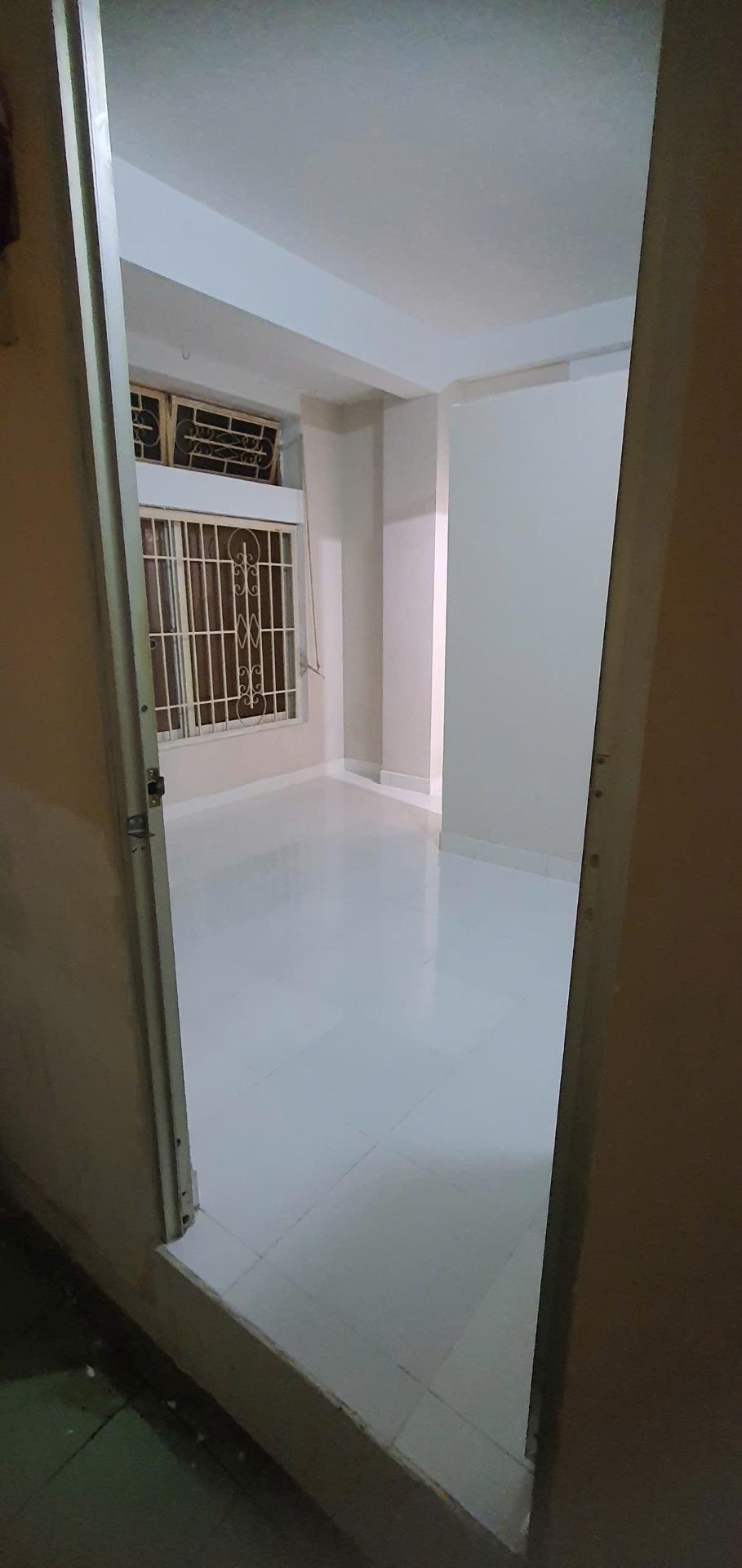 Cho thuê nhà trọ 15 m2 tại Đường Gò Ô Môi - Phú Thuận - Quận 7 - TP Hồ Chí Minh, giá 2,2 tr/tháng
