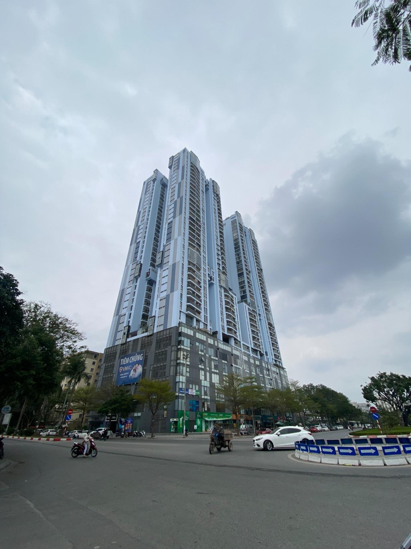Thuê ngay nhà phố thương mại 175 m2 tại Quận Hà Đông - Hà Nội, giá rẻ