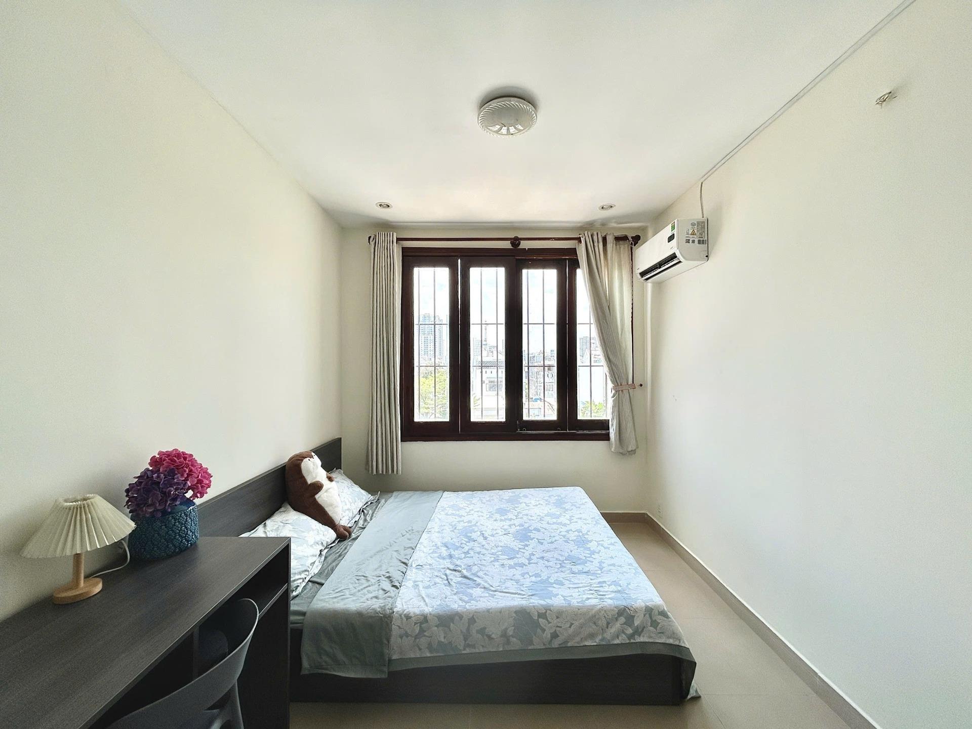 Chính Chủ cho thuê căn hộ 1 Phòng ngủ gần Phú Mỹ Hưng, Q7 - Studio ban công, cửa sổ lớn, Full NT