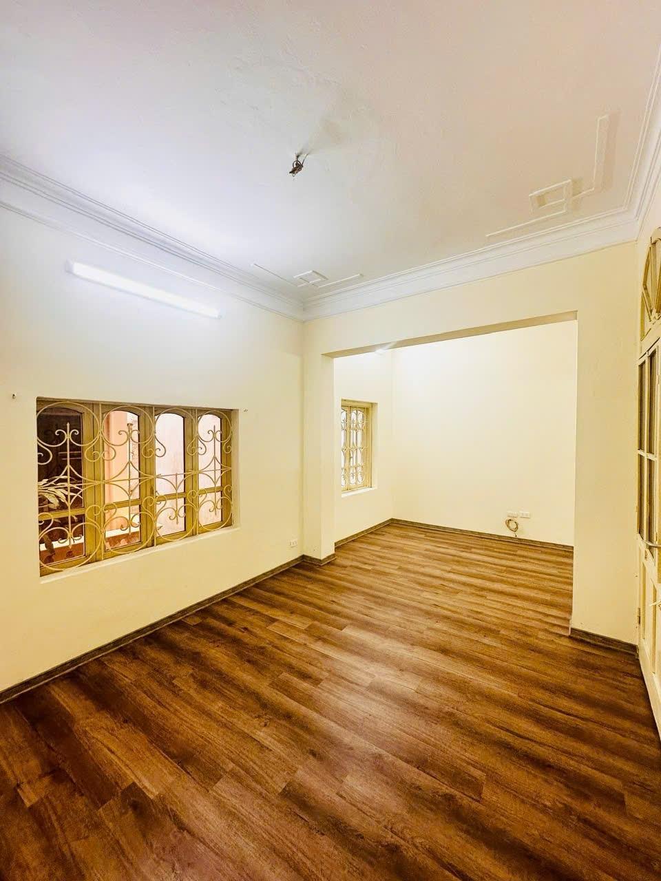 Cần cho thuê nhà đất tại Phường Cống Vị - Ba Đình - Hà Nội, 70 m2, giá 15 triệu/tháng