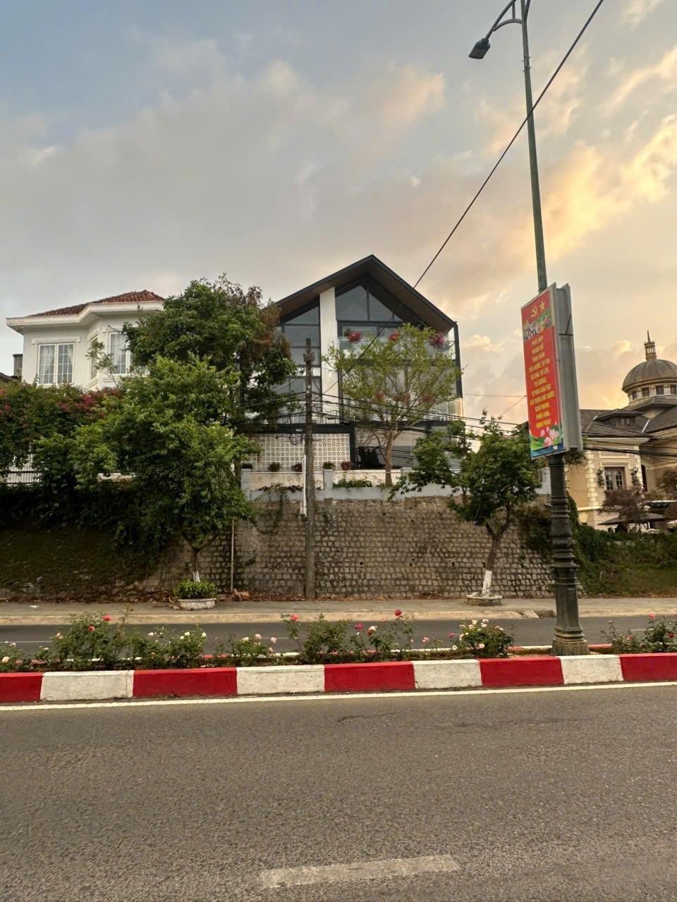 Bán nhanh nhà sổ riêng 70 m2 tại Thành phố Đà Lạt - Lâm Đồng, giá 15,5 tỷ