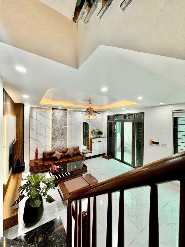 Bán gấp nhà shr 38 m2 tại Phường Phú Diễn - Bắc Từ Liêm - Hà Nội, giá tốt
