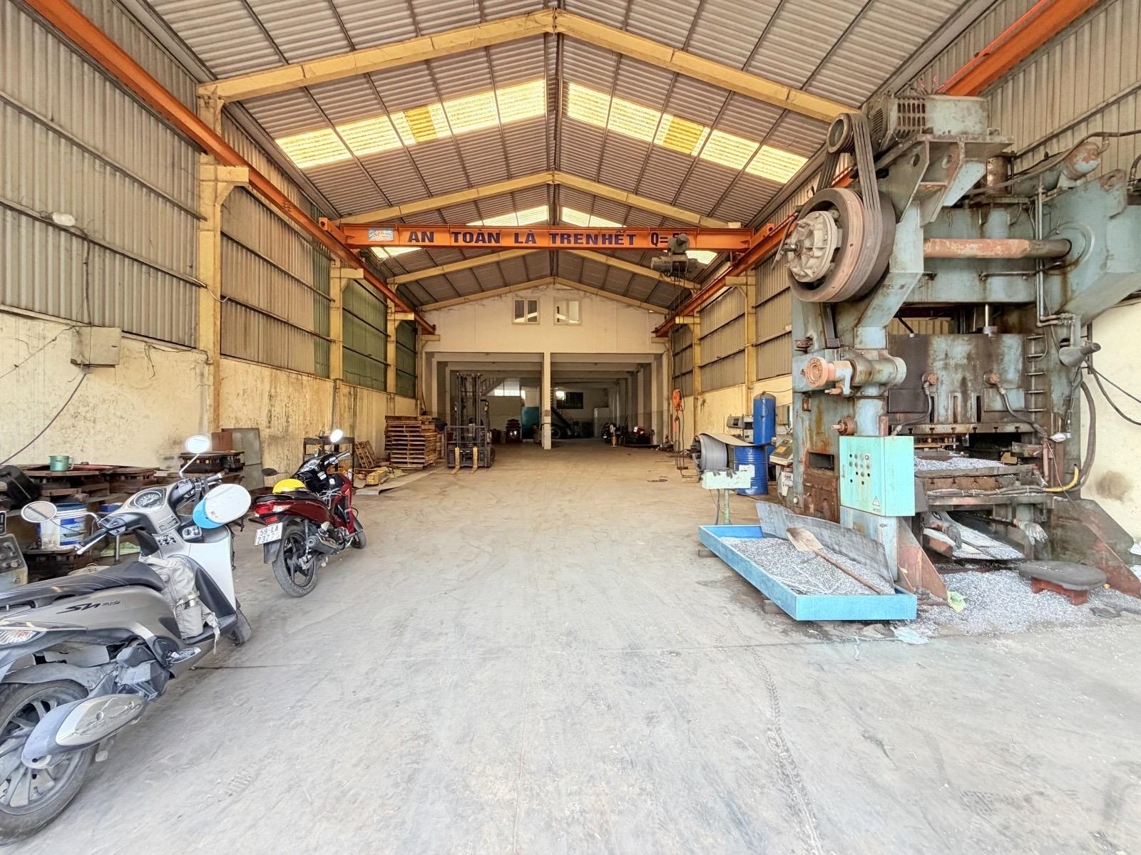 Chuyển nhượng nhà mặt phố 500 m2 tại Phường Tân Tạo - Bình Tân - TP Hồ Chí Minh, giá 18,8 tỷ