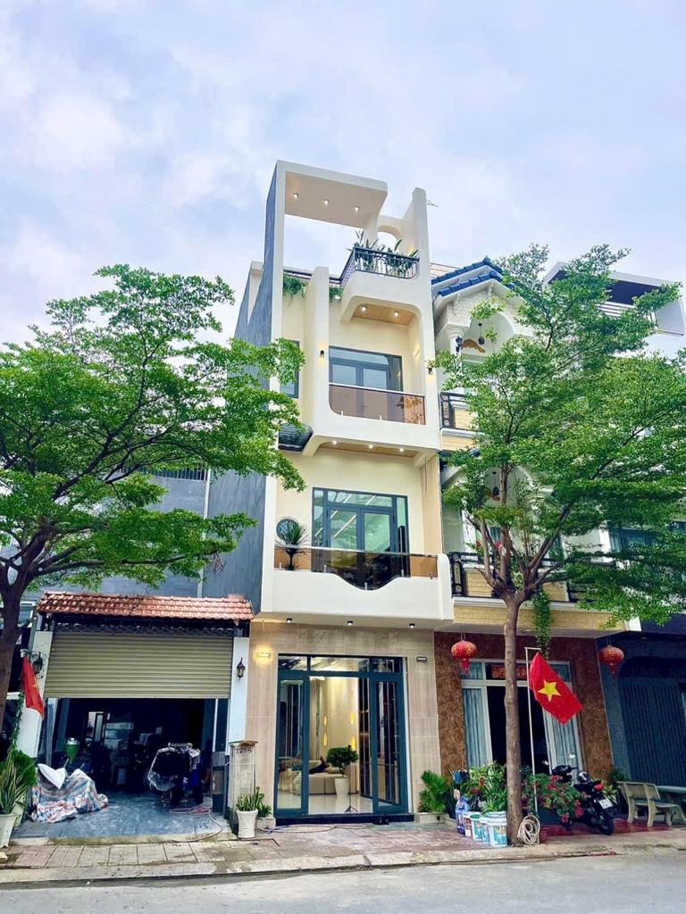 Sở hữu nhà mặt phố 60 m2 tại Đường 22/12 - Thuận Giao - Thuận An - Bình Dương, giá 5,65 tỷ