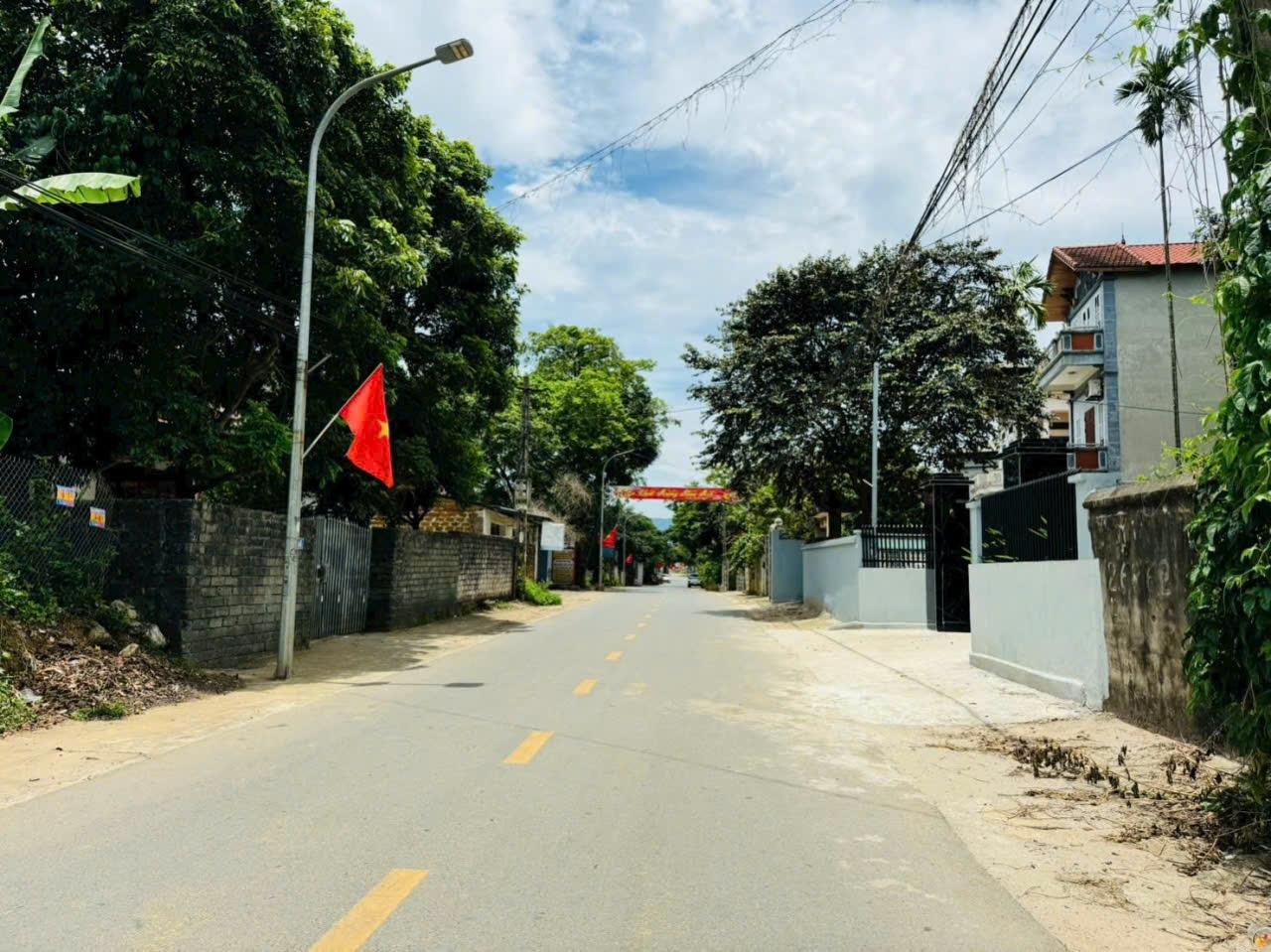 Bán nhanh mảnh đất 125 m2 tại Thị xã Sơn Tây - Hà Nội, giá 5,4 tỷ