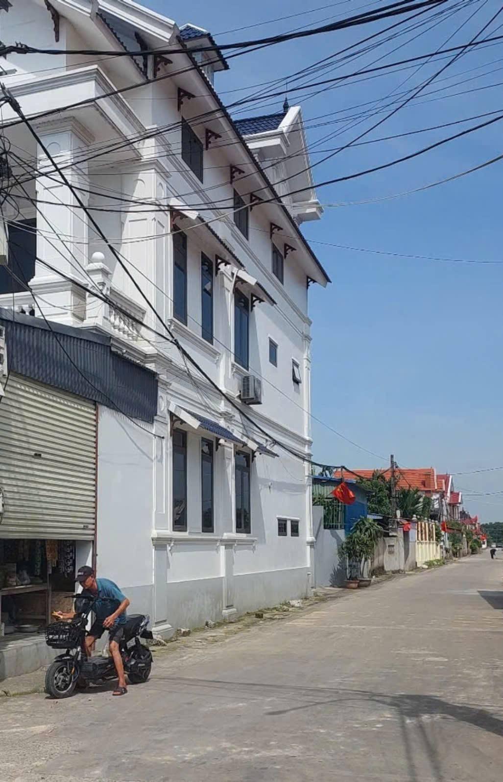 Sở hữu nhà 217 m2, hướng Đông-Bắc tại Xã Trung Giã - Sóc Sơn - Hà Nội, giá 6,55 tỷ