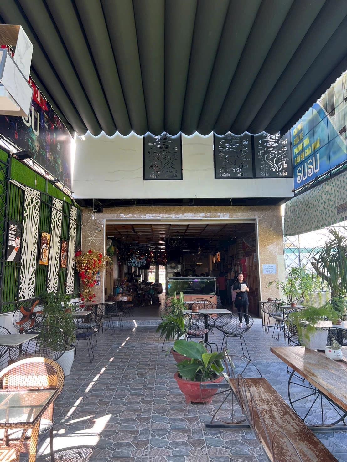Cần bán nhanh nhà mặt phố đẹp 310 m2, hướng Tây-Nam tại Đường Phương Sài - Nha Trang, giá 24 tỷ