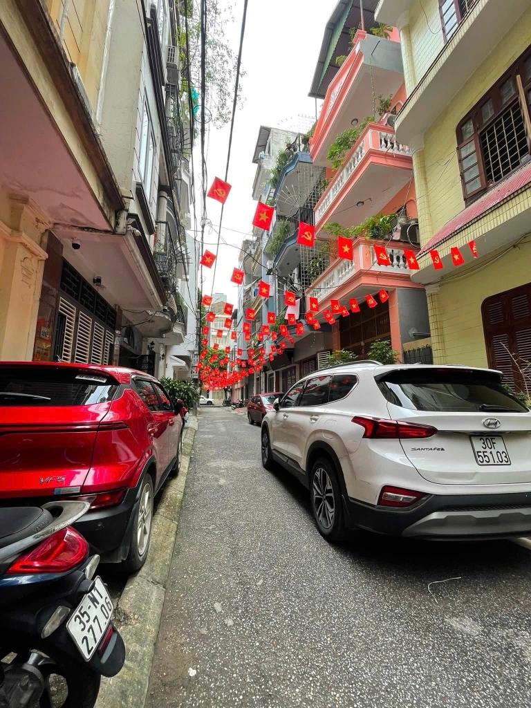 Cần bán ngay căn nhà 39 m2 tại Quận Hai Bà Trưng - Hà Nội, giá 20,5 tỷ