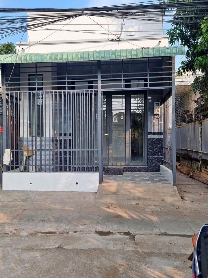 Cần bán gấp bán nhanh nhà sổ riêng 86 m2 tại Xã Tân Thông Hội - Củ Chi, giá 790 tr