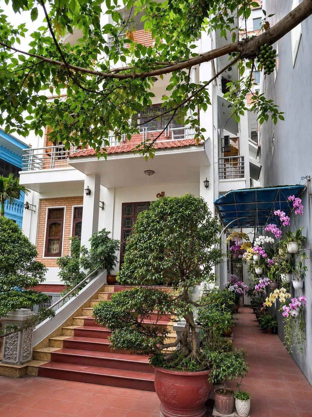 Bán gấp liền kề 243 m2, giá 38 tỷ tại Đường Hải Phượng - Hồng Hải - Hạ Long - Quảng Ninh