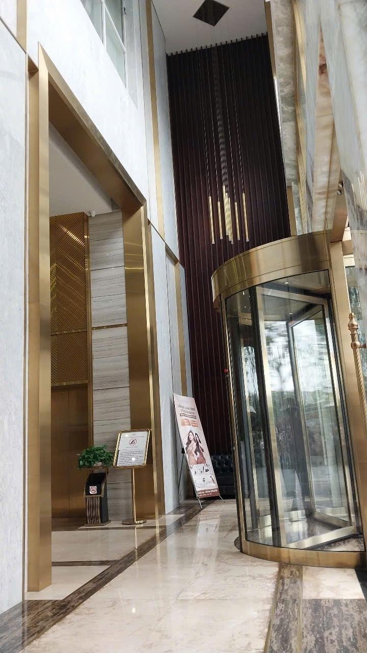 Bán nhanh chung cư 110 m2, giá rẻ tại Phố Yên Phụ - Trúc Bạch - Ba Đình - Hà Nội