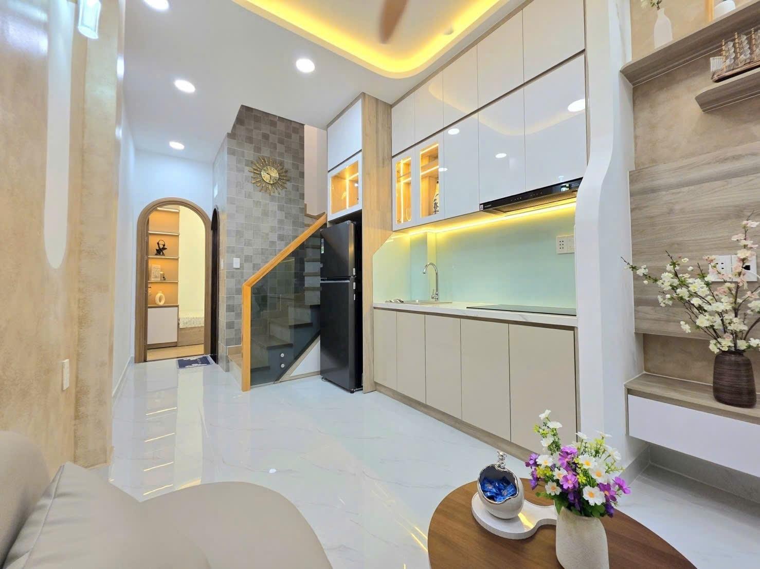 Cần bán gấp nhà sổ hồng riêng 55 m2 tại Đường Mai Xuân Thưởng - Bình Thạnh, giá 2,22 tỷ