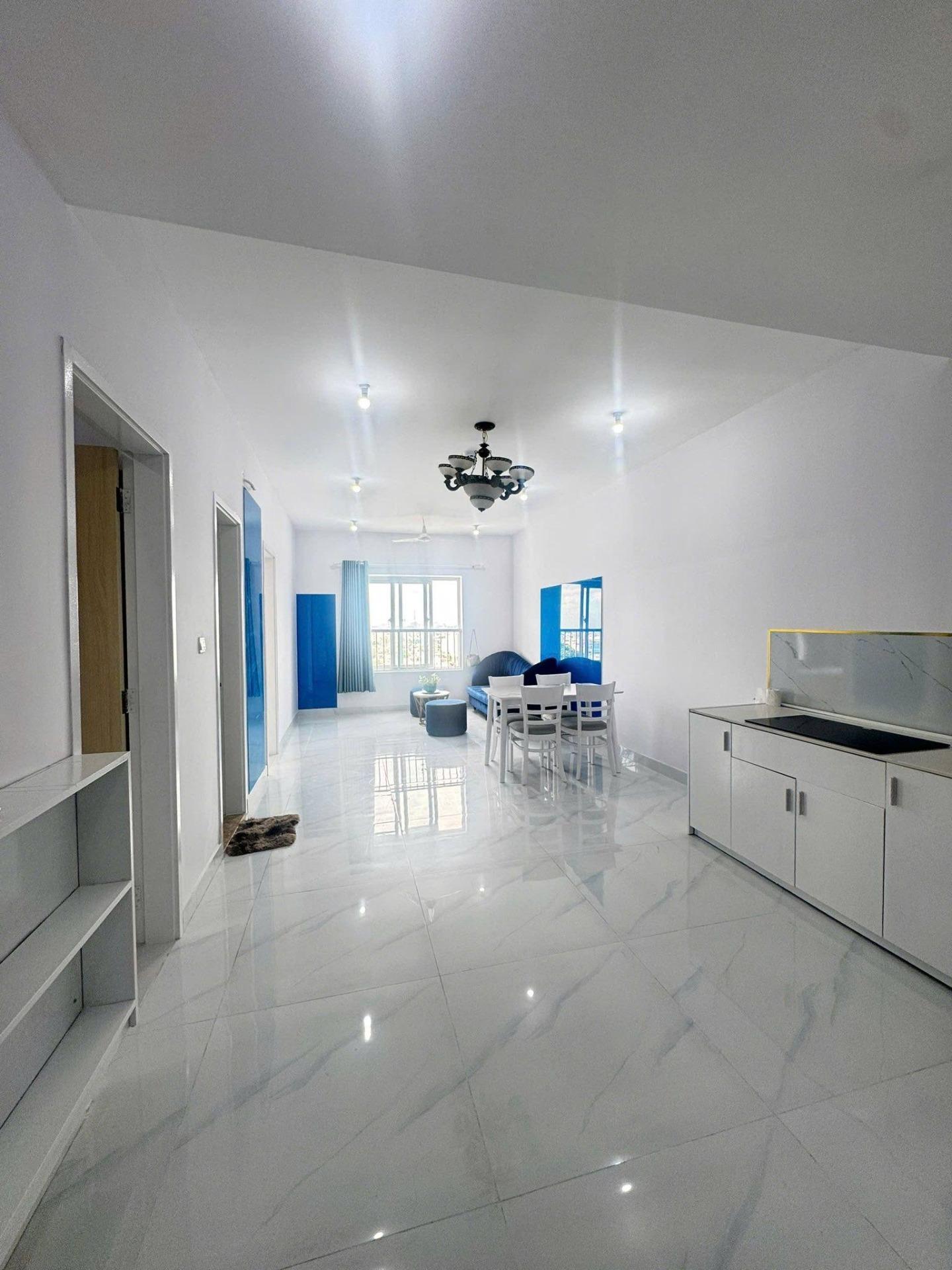 Cần cho thuê gấp chung cư 87 m2 tại Đường Phan Văn Trị - Gò Vấp, giá 12,5 tr/tháng