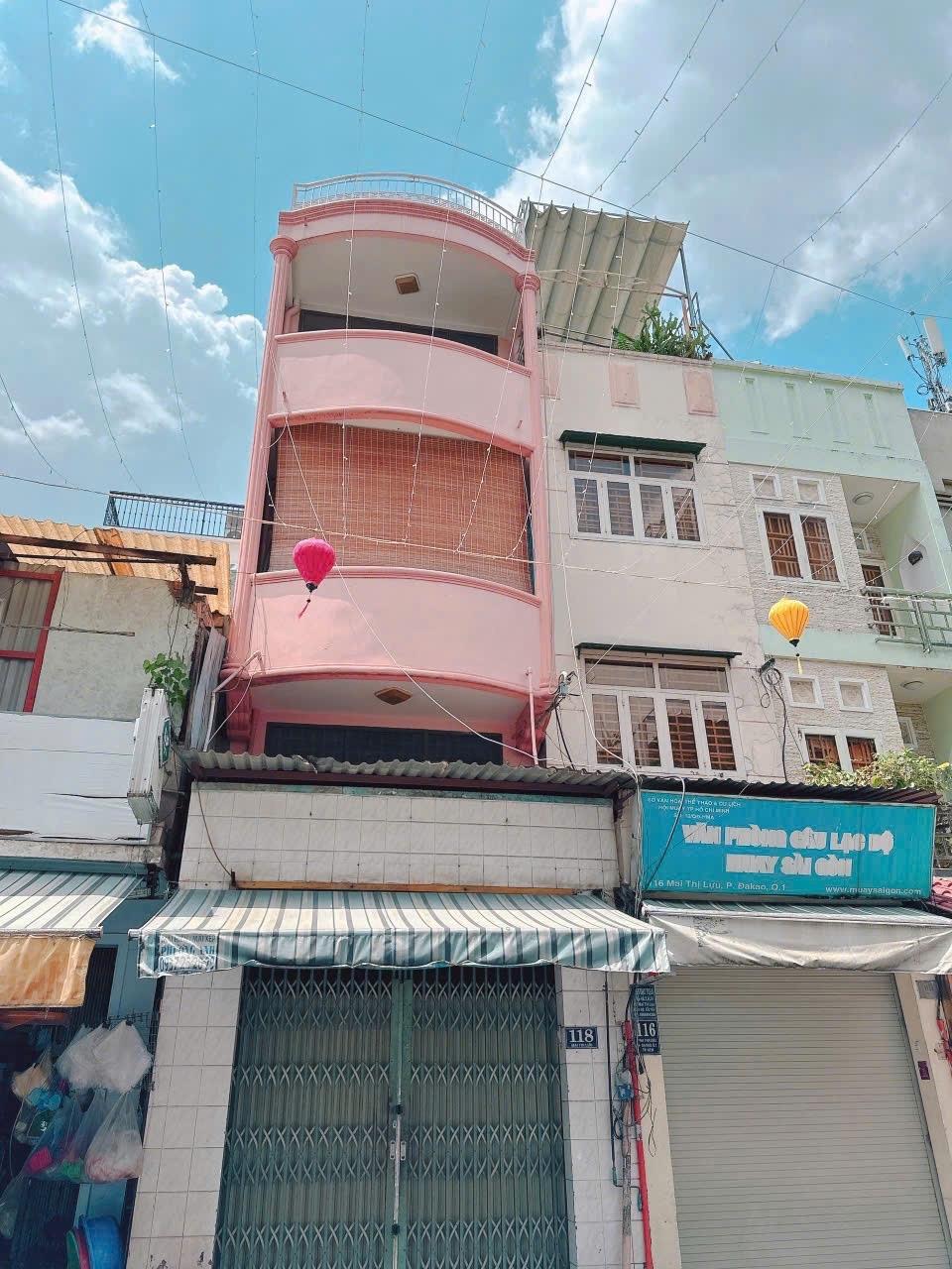 Cần bán gấp nhà mặt phố đẹp 70 m2 tại Đường Mai Thị Lựu - Đa Kao - Quận 1, giá 18,9 tỷ
