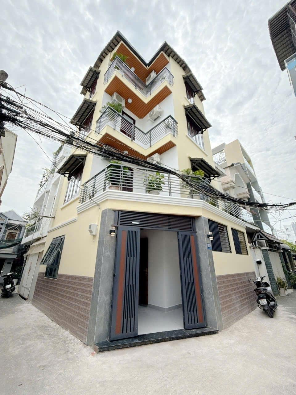 Cần bán nhanh nhà 47 m2, hướng Tây tại Đường Nguyễn Thị Thập - Tân Hưng - Quận 7, giá 9,6 tỷ