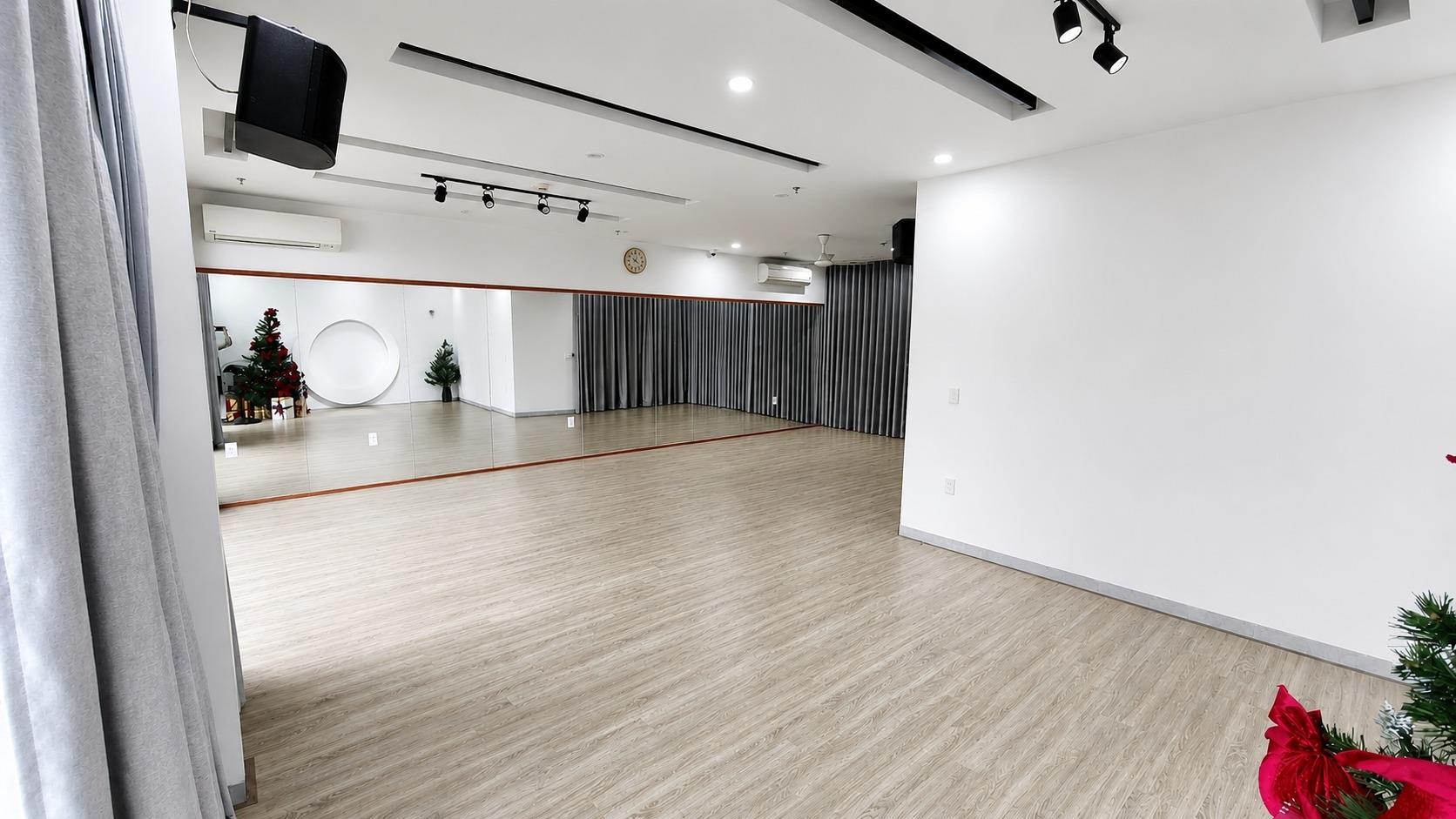 Sở hữu căn nhà mặt phố 98 m2 tại Đường Nguyễn Du - Thạch Thang - Hải Châu - Đà Nẵng, giá 30 tỷ