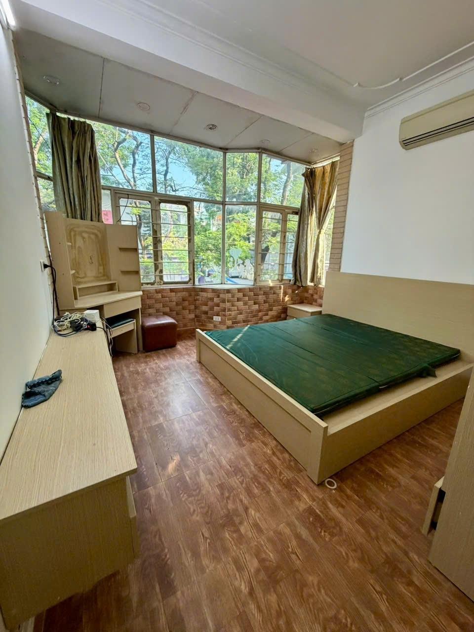 Bán nhà 30 m2 tại Phố Hồng Mai - Bạch Mai - Hai Bà Trưng - Hà Nội, giá 6,5 tỷ