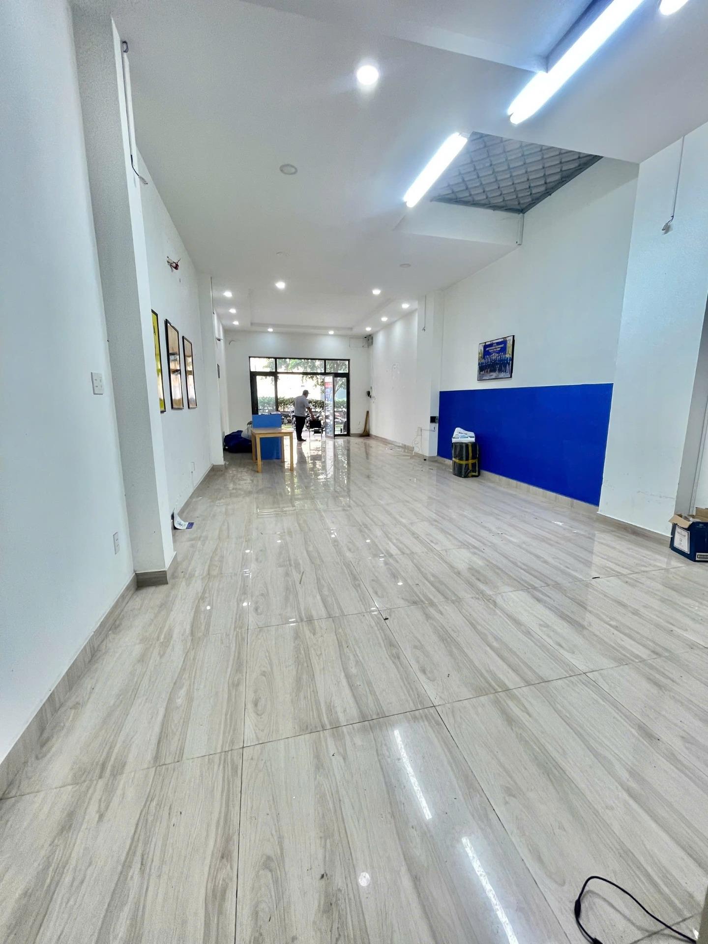 Cần cho thuê nhà mặt tiền tại Đường 8 - 10 - Gò Vấp - TP Hồ Chí Minh, 100 m2, giá 17 triệu/tháng