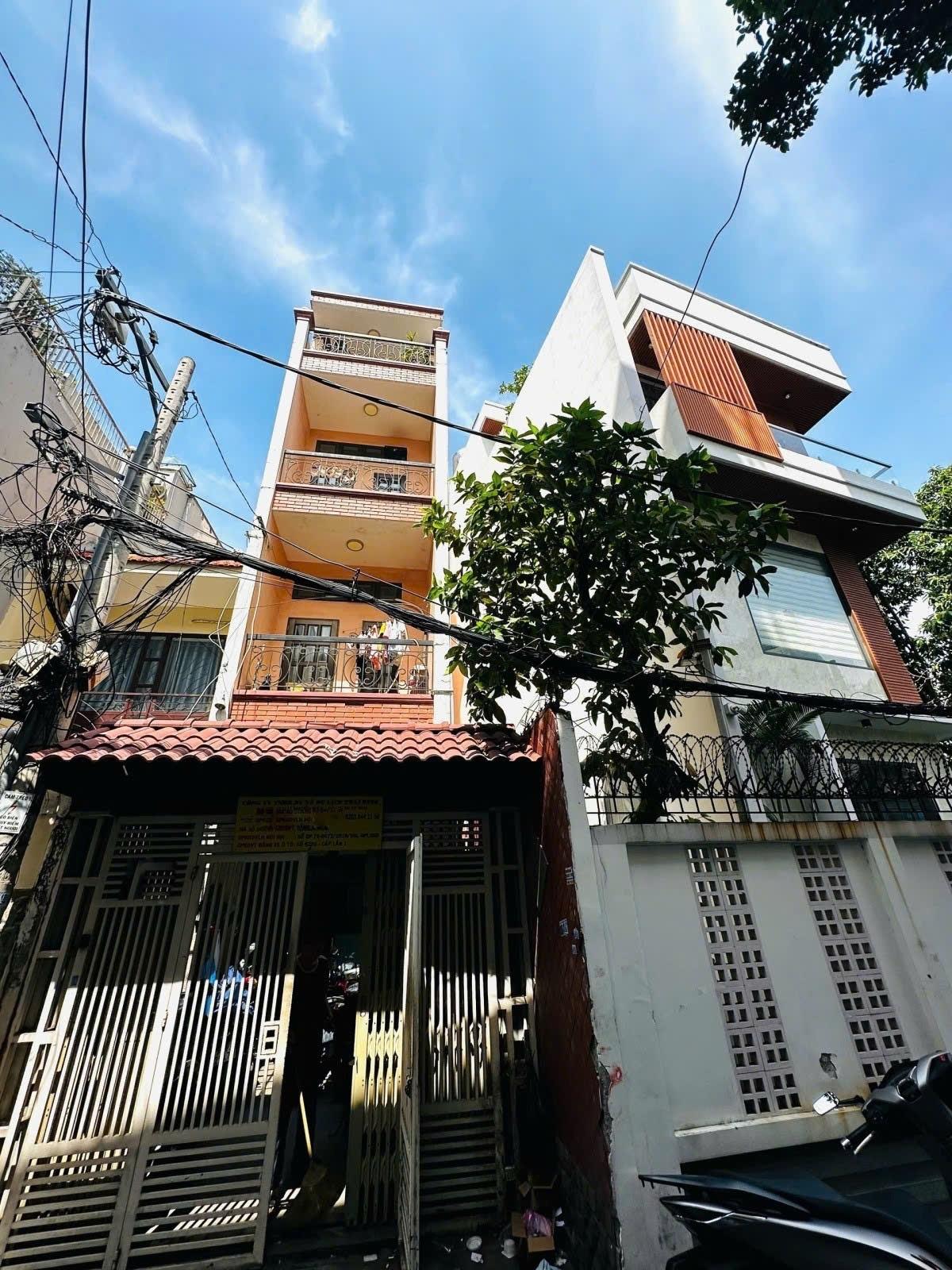 Chuyển nhượng nhà riêng sổ đỏ 75 m2 tại Đường Nguyễn Kiệm - 9 - Phú Nhuận, giá 21,7 tỷ