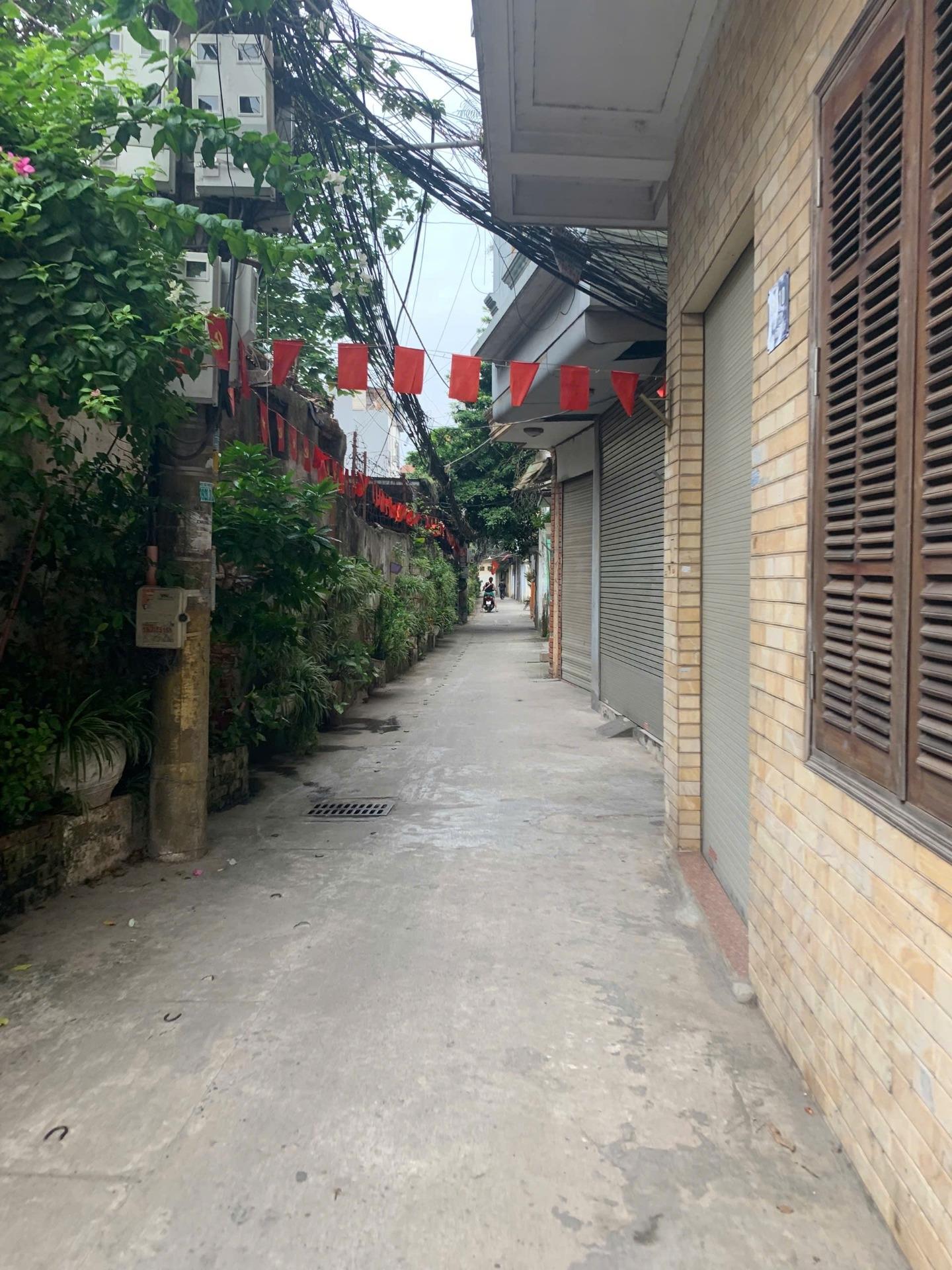 Cần bán nhà 32 m2, hướng Tây-Nam tại Đường Phan Đình Giót - Phương Liệt - Thanh Xuân, giá 6,4 tỷ