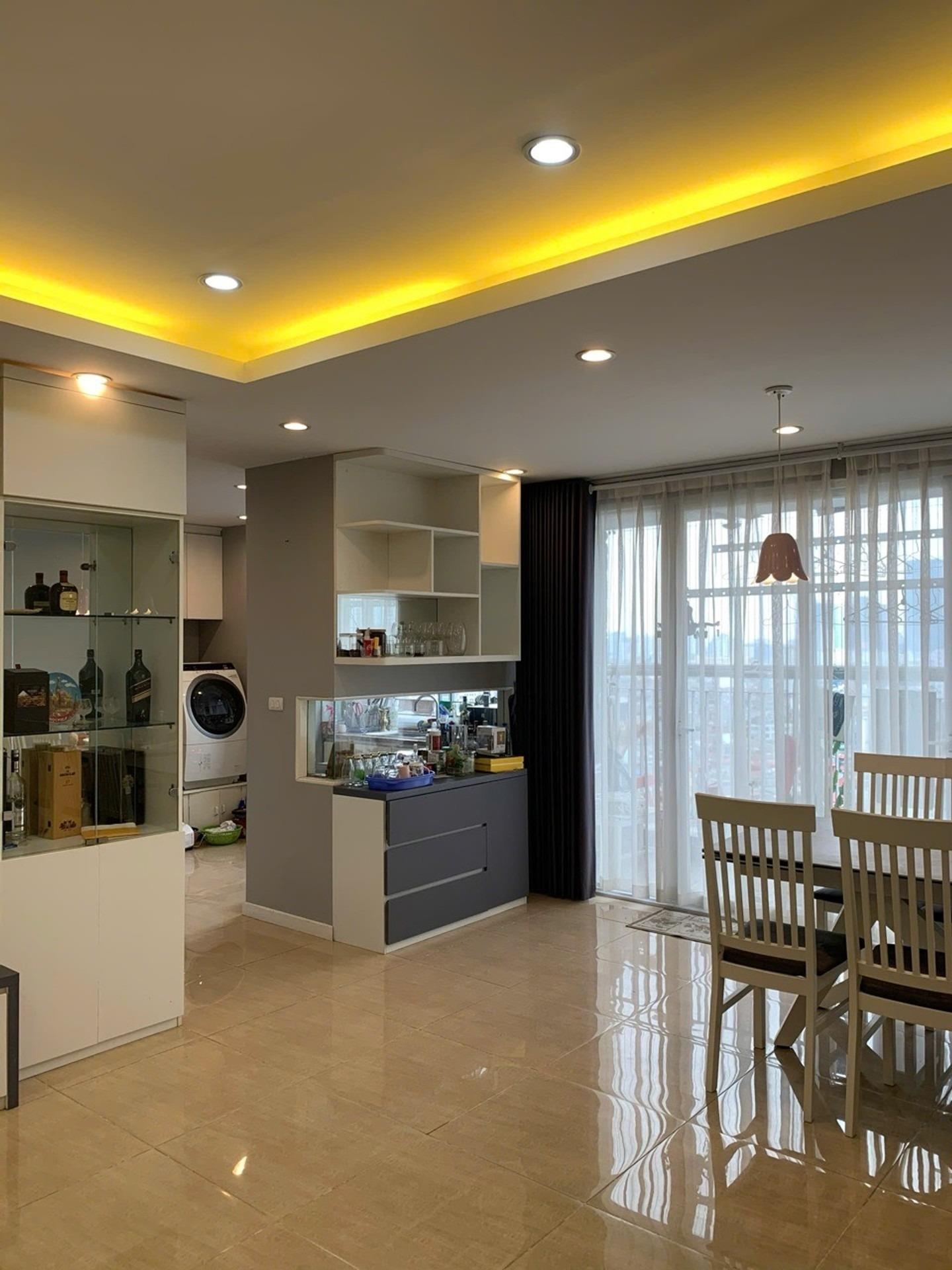Sở hữu ngay chung cư 108 m2, giá 12,5 tỷ tại Đường Lạc Long Quân - Xuân La - Tây Hồ - Hà Nội