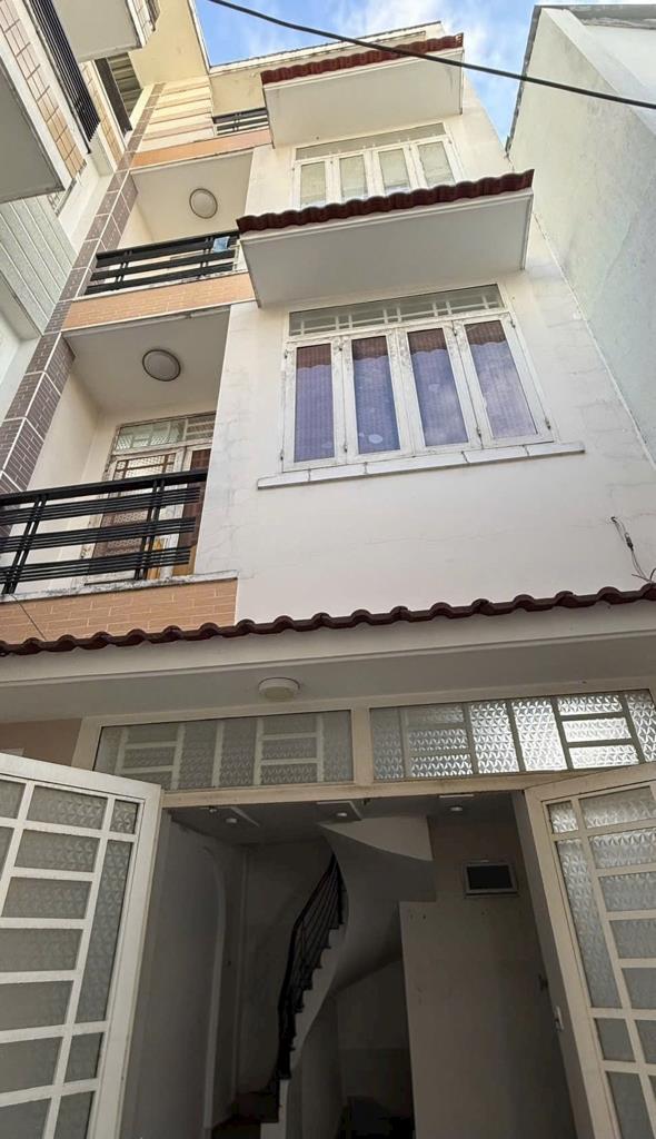 Cần bán ngay căn nhà 4 tầng, 26 m2 tại Đường Nguyễn Đình Chính - 15 - Phú Nhuận, giá 5,7 tỷ