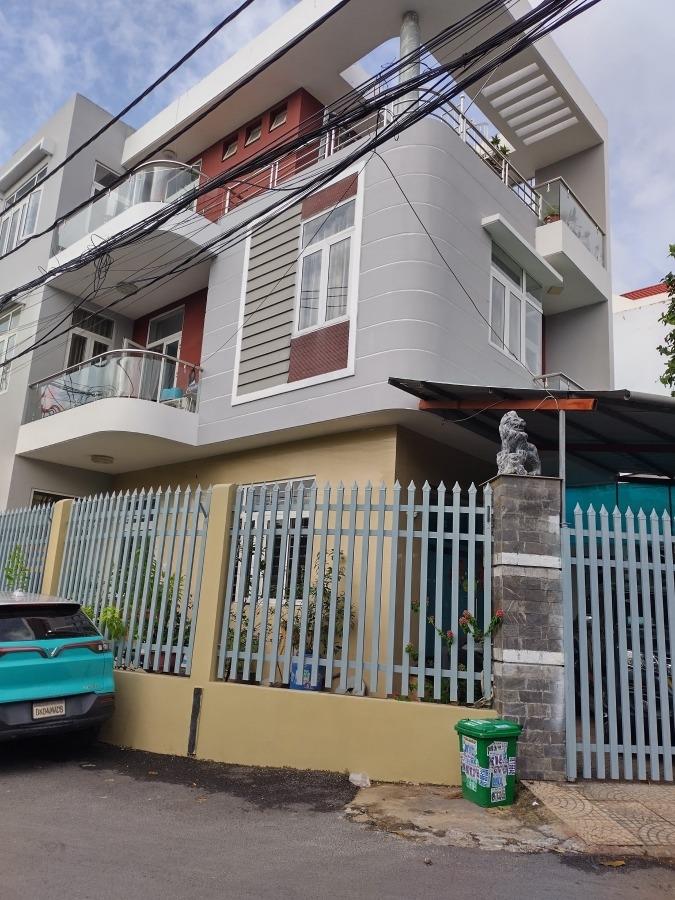 Chuyển nhượng nhà 111 m2 tại Đường 8 - Linh Xuân - Thủ Đức - TP Hồ Chí Minh, giá 8,3 tỷ