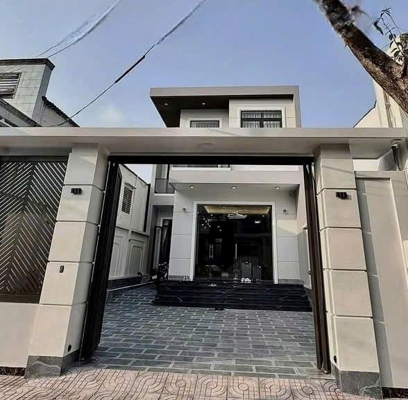 Bán gấp nhà sổ riêng 81 m2 tại Xã Tân Bình - Vĩnh Cửu - Đồng Nai, giá 2,05 tỷ