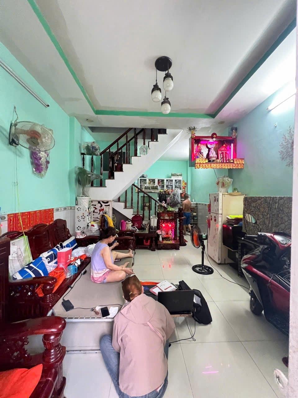 Bán nhanh nhà đất 28,899999618530273 m2 tại Đường Lê Đình Cẩn - Bình Tân, giá 3,5 tỷ