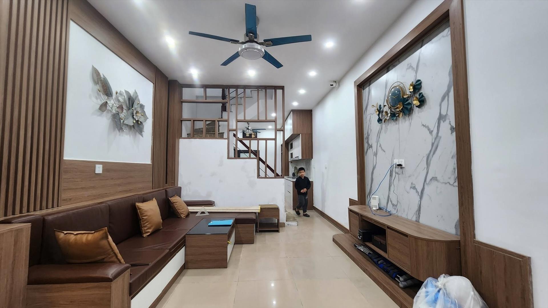 Cần bán gấp bán nhanh nhà riêng sổ đỏ 3 tầng, 40 m2 tại Đường 19/5 - Hà Đông, giá 8,18 tỷ
