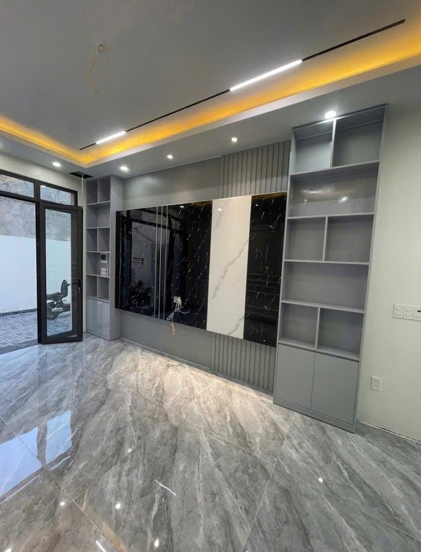Bán nhanh nhà sổ riêng 62 m2, hướng Đông-Bắc tại Đường Phương Khê - Đồng Hòa - Kiến An, giá 3,6 tỷ