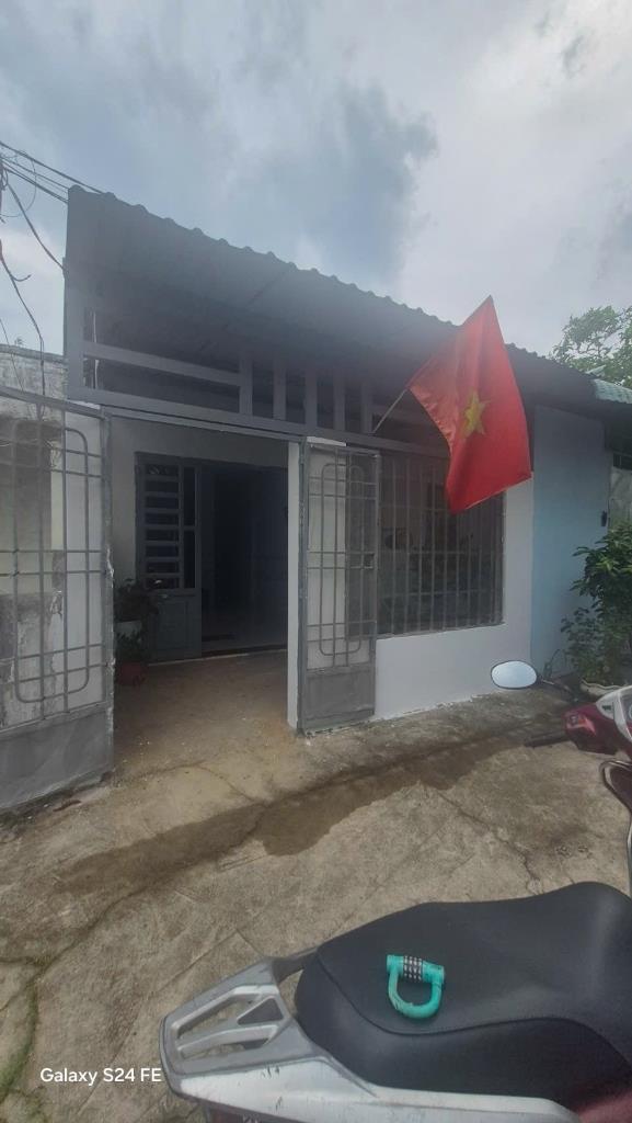 Bán nhanh nhà sổ riêng 120 m2 tại Xã Mỹ Hạnh Nam - Đức Hòa - Long An, giá 1,15 tỷ