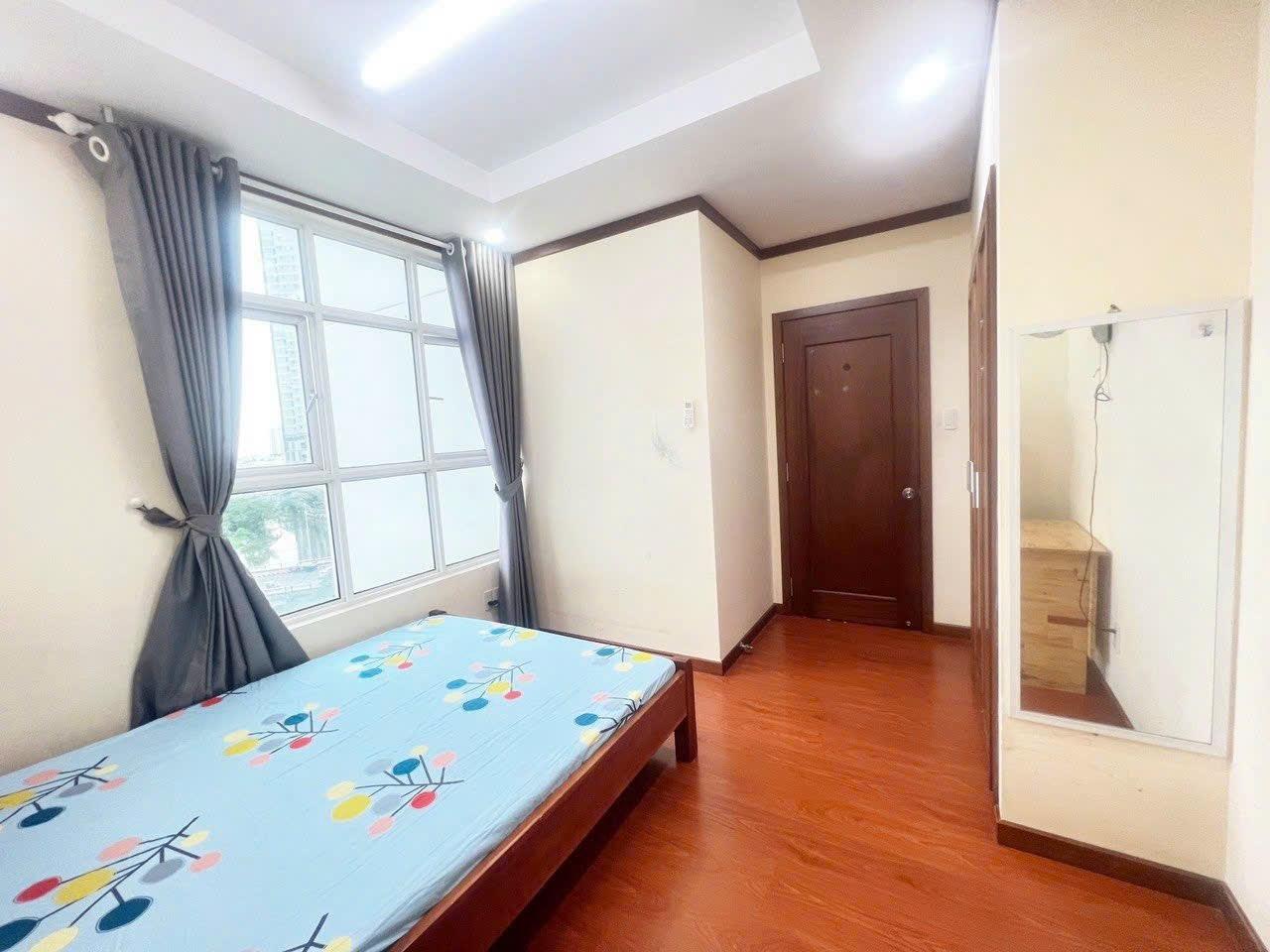 Phòng mới đầy đủ nội thất trong chung cư an ninh 24/24 ở Quận 7 gần cầu Ánh Sao và hồ Bán Nguyệt