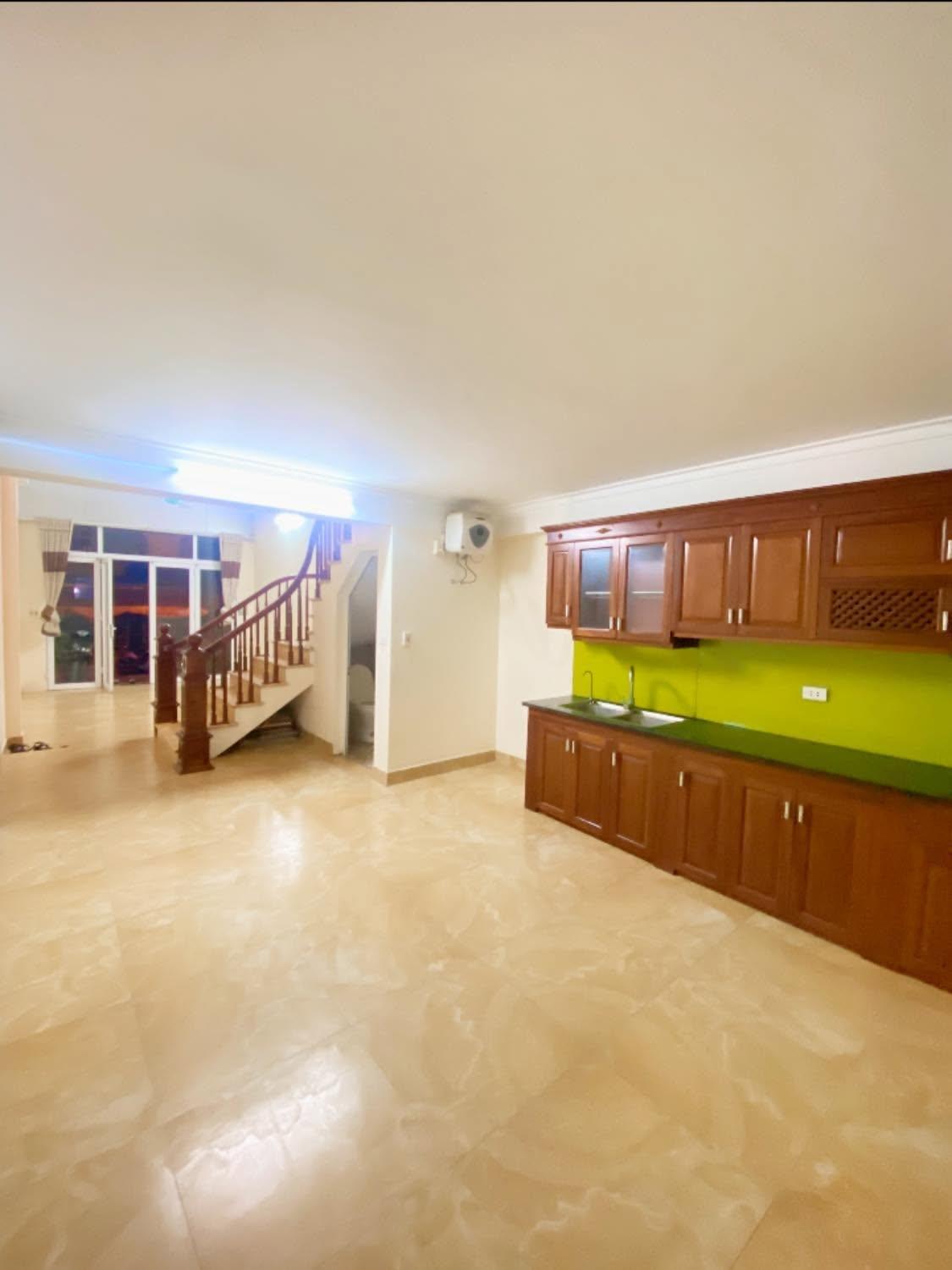 Bán gấp căn nhà mặt phố 5 tầng, 50 m2 tại Phố Lê Trọng Tấn - Dương Nội - Hà Đông, giá 14,8 tỷ