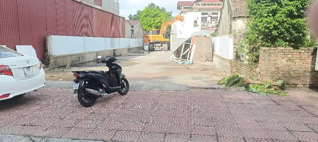 Chuyển nhượng đất nền 74 m2 tại Phường Cự Khối - Long Biên - Hà Nội, giá 11,1 tỷ