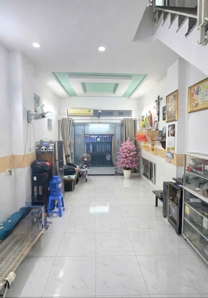 Cần bán nhà sổ riêng 2 tầng, 48 m2, mặt tiền 4m tại Phường An Lạc - Bình Tân, giá 3,5 tỷ