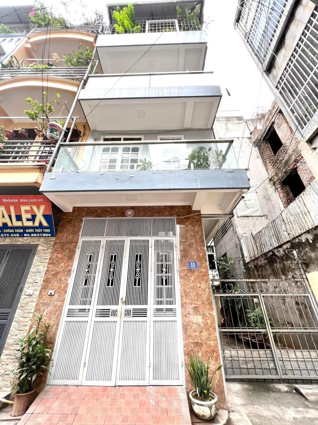 Bán gấp nhà sổ riêng 20 m2 tại Đường Minh Khai - Minh Khai - Hai Bà Trưng - Hà Nội, giá 6,5 tỷ