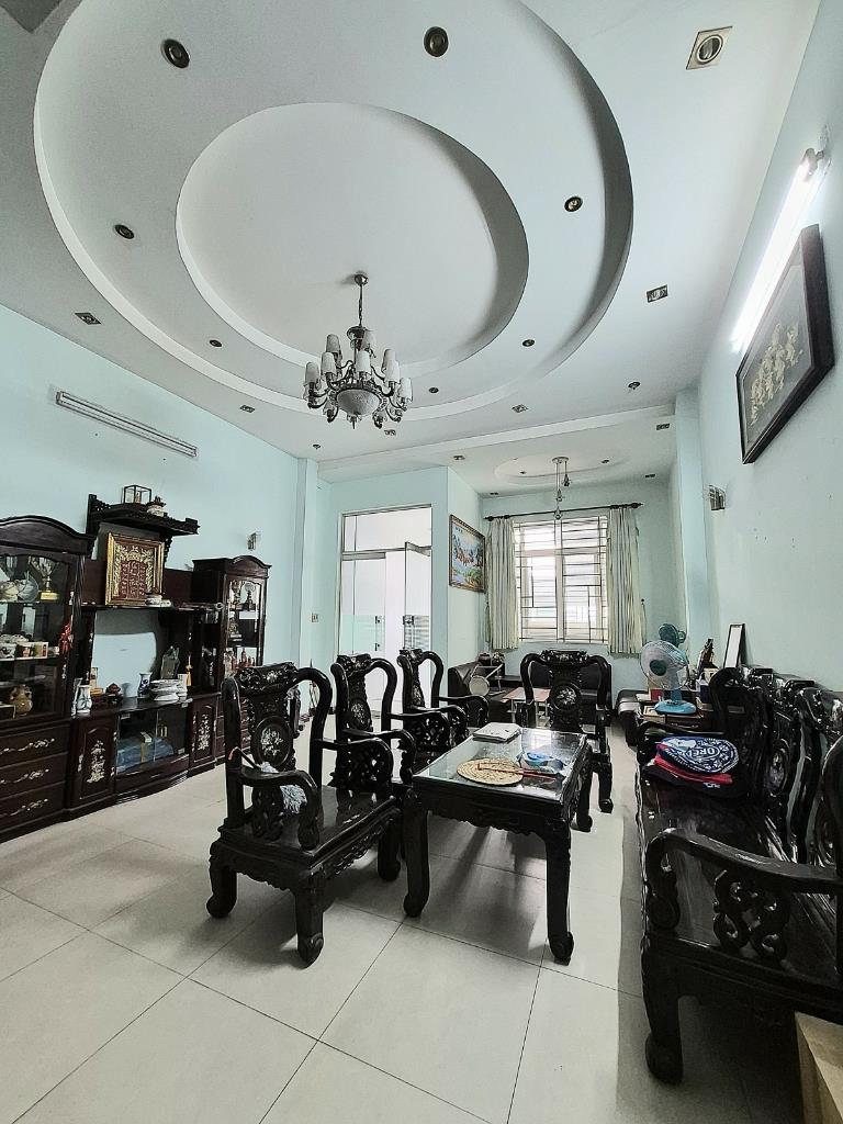 Cần bán nhanh nhà 4 tầng, 98 m2, mặt tiền 5m tại Đường C12 - 13 - Tân Bình, giá 31 tỷ