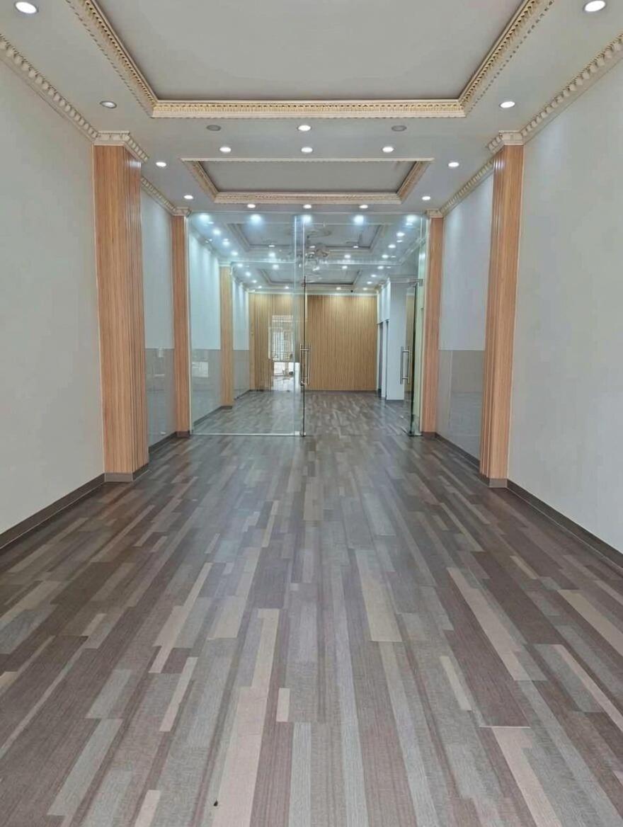 Cần bán gấp nhà mặt tiền 130 m2 tại Đường Cầu Xéo - Tân Sơn Nhì - Tân Phú, giá 17,5 tỷ