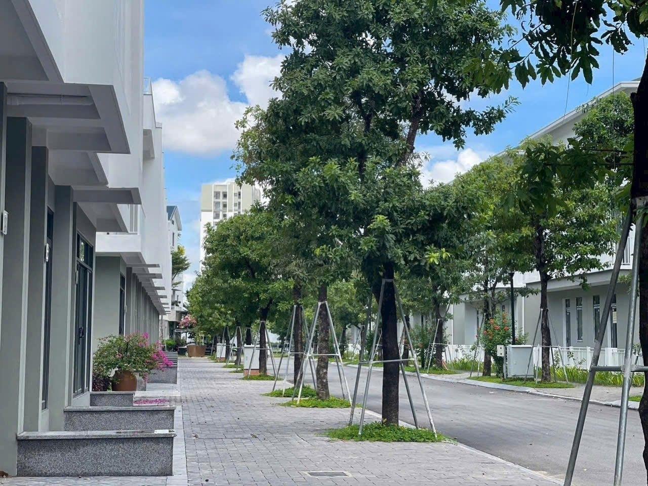 Bán nhanh căn liền kề 210 m2, giá 4,4 tỷ tại Thành phố Huế - Thừa Thiên Huế