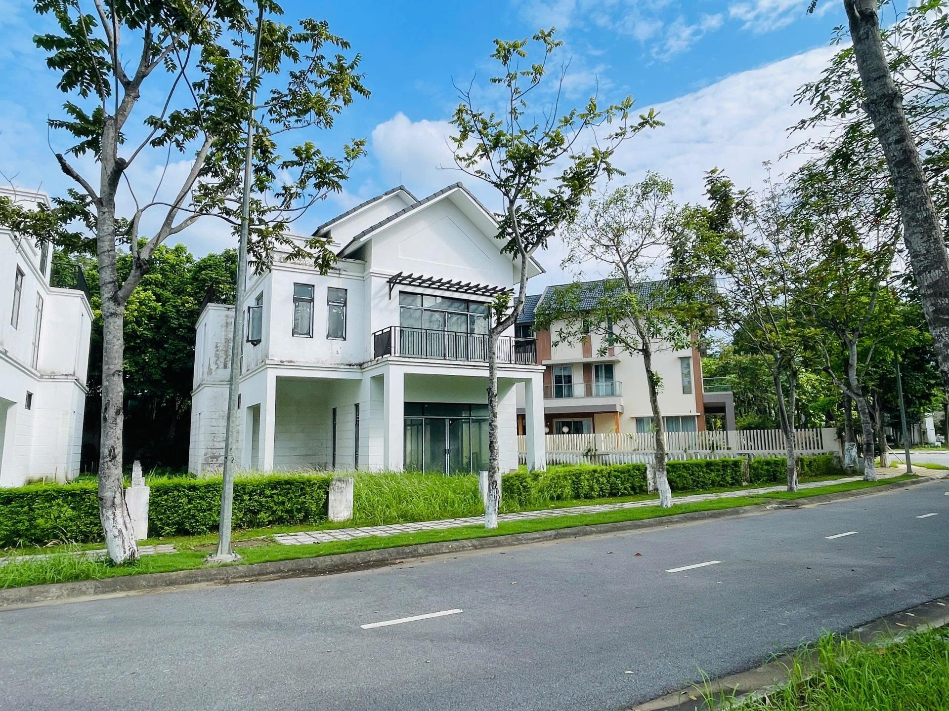 Bán nhanh liền kề, biệt thự 548 m2, thỏa thuận tại Đường Đại lộ Thăng Long - Thạch Thất - Hà Nội