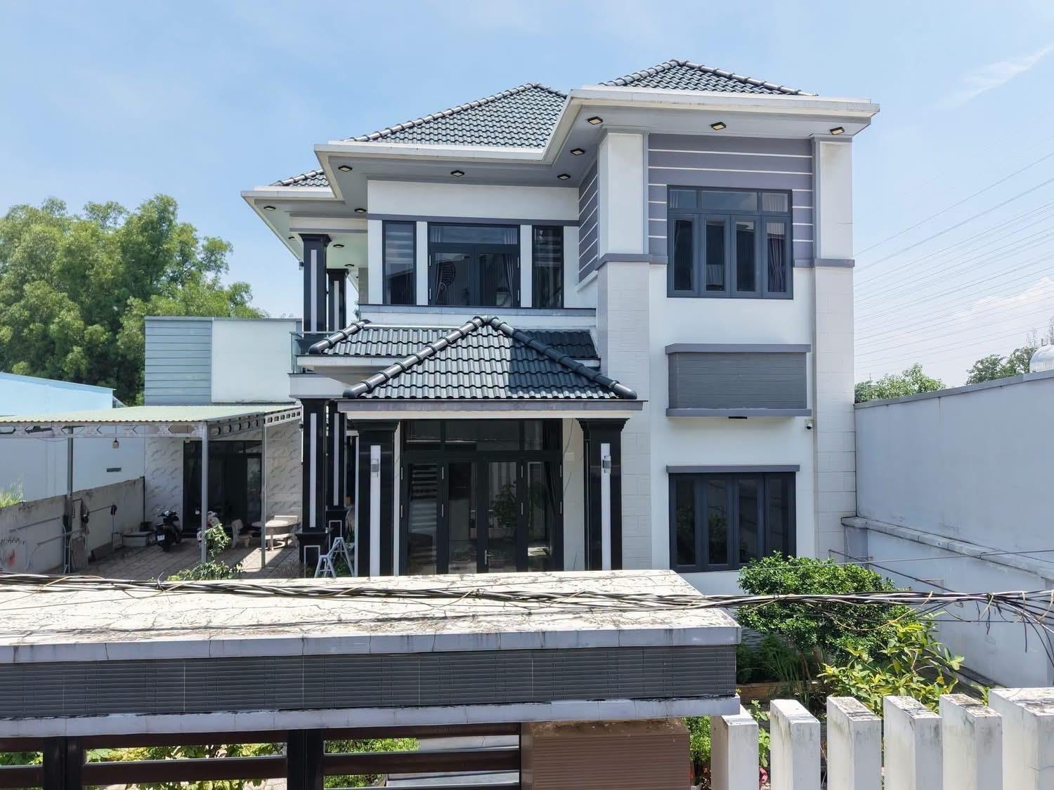 Cần bán ngay biệt thự siêu đẹp 500 m2, giá 7,5 tỷ tại Xã An Phước - Long Thành - Đồng Nai