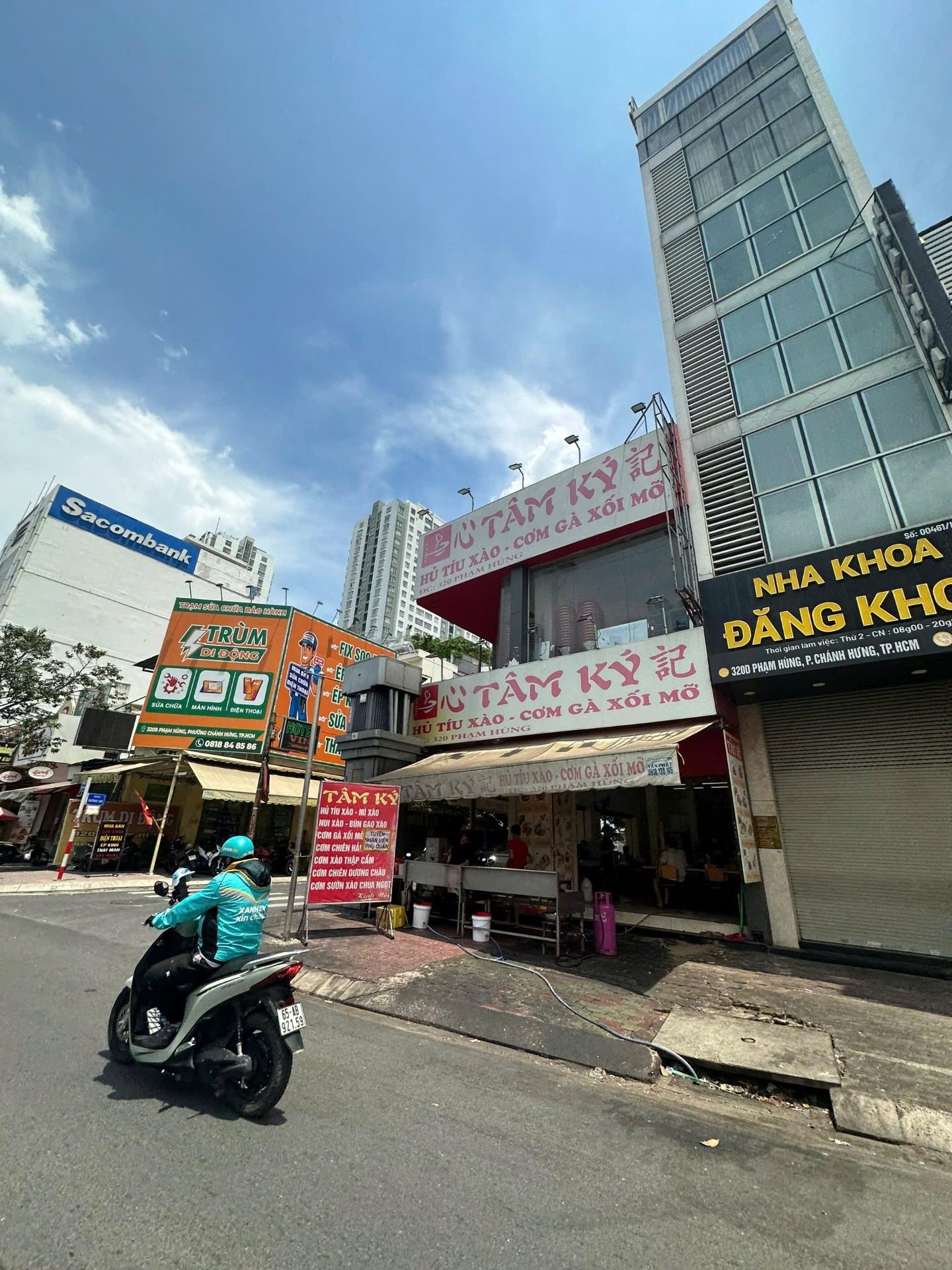 Bán gấp căn nhà mặt phố 88 m2 tại Đường Phạm Hùng - 10 - Quận 8 - TP Hồ Chí Minh, giá 16,8 tỷ