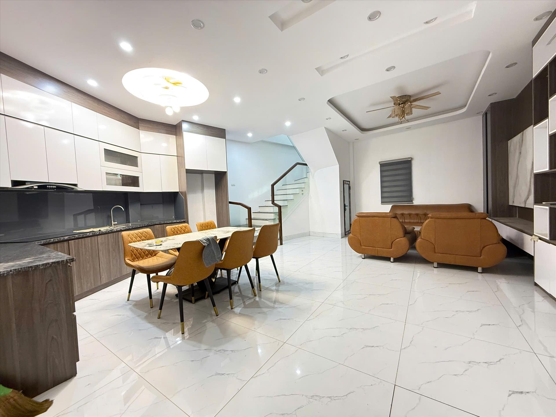 Cần bán nhanh nhà sổ riêng 4 tầng, 48 m2 tại Đường 21B - Bình Minh - Thanh Oai, giá 4,27 tỷ