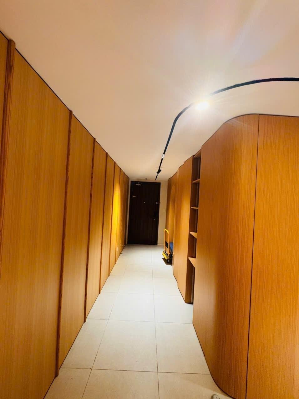 Sở hữu ngay căn hộ chung cư 105 m2, giá 11 tỷ tại Đường Nguyễn Văn Cừ - Bồ Đề - Long Biên - Hà Nội