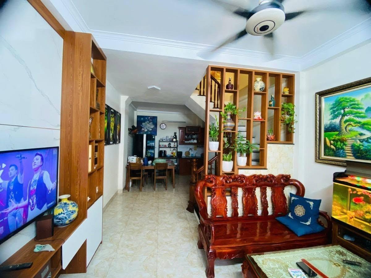 Cần bán gấp nhà sổ riêng 3 tầng, 33 m2 tại Đường Yên Lộ - Yên Nghĩa - Hà Đông, giá 7,15 tỷ