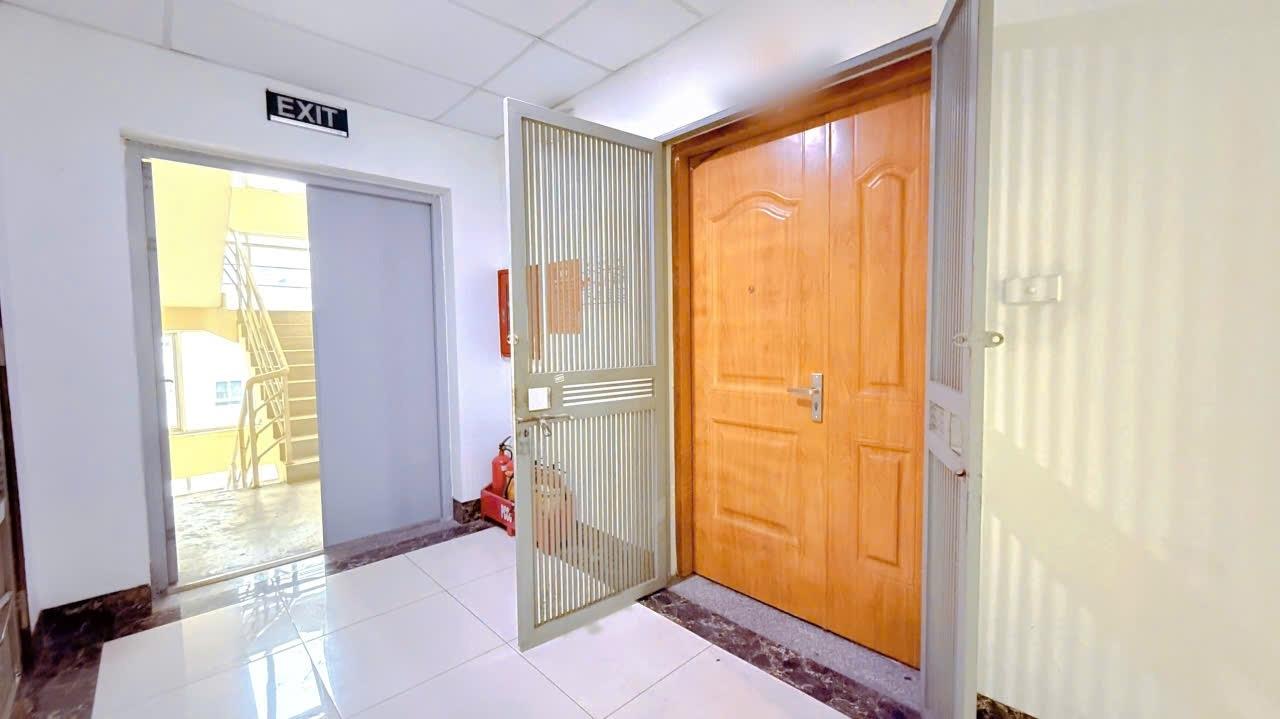 Cần cho thuê căn chung cư 108 m2 tại Quận Hoàng Mai - Hà Nội, giá 12 tr/tháng